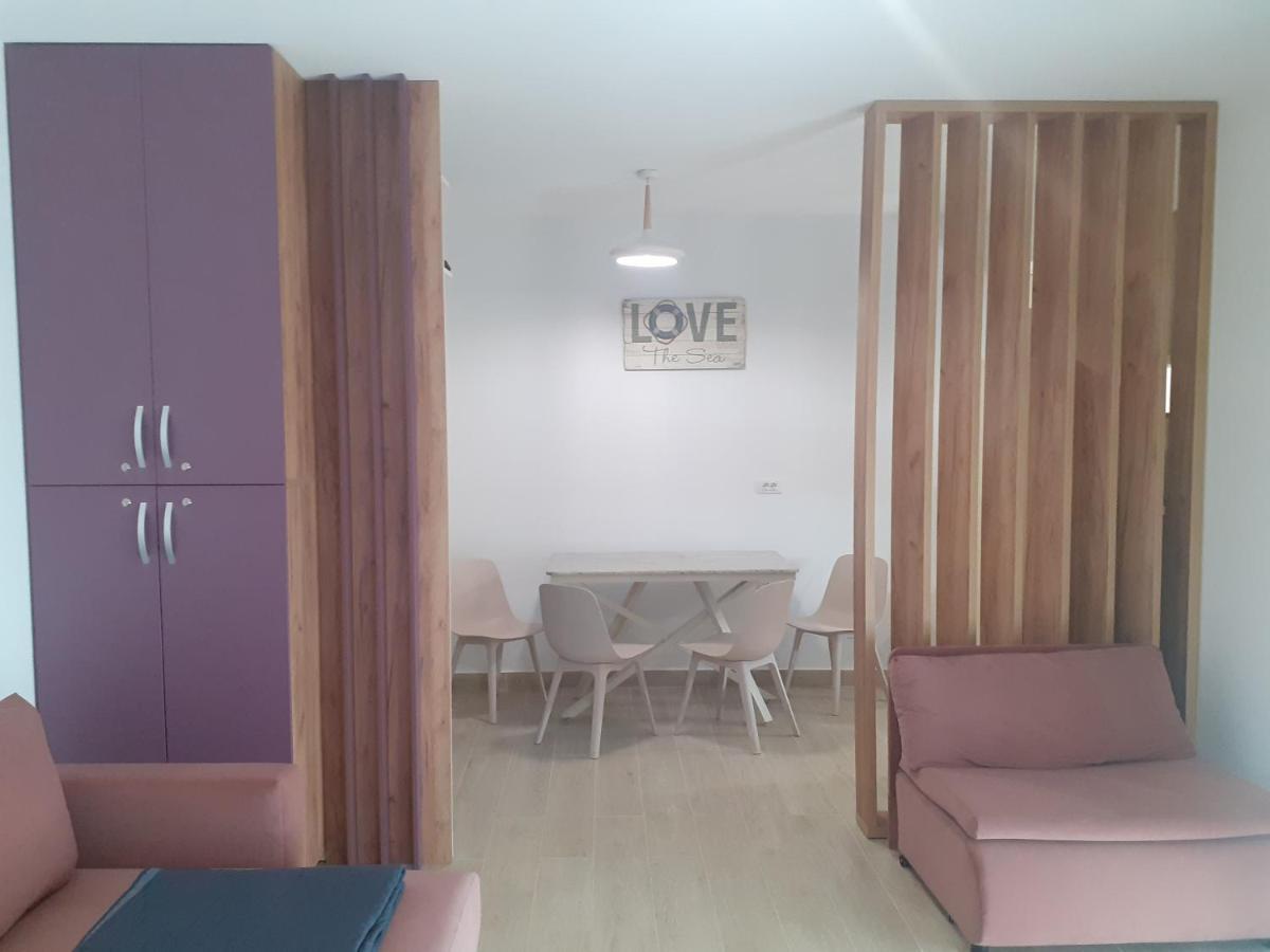 Matteo 2 Apartments Marina Surf Residence, Mamaia Nord - Navodari,1 Vedere Frontala,2 Cu Vedere Laterala La Mare Екстериор снимка
